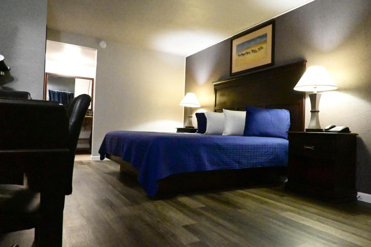 R Nite Star Inn And Suites -Home Of The Cowboys & Rangers Arlington Exterior foto
